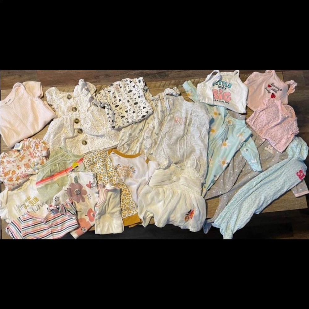 (SOLD)Baby Girl Lot ~ 6-9/m